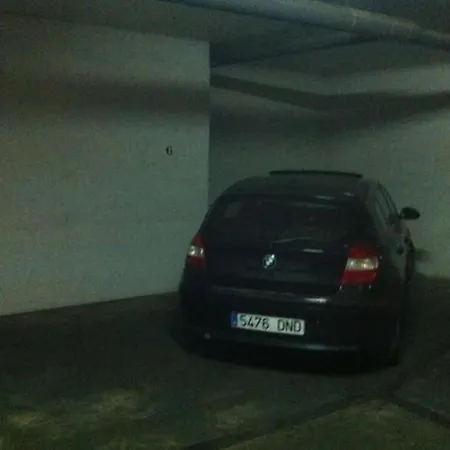 Gorgeous Free Parking In The Building * Grenade